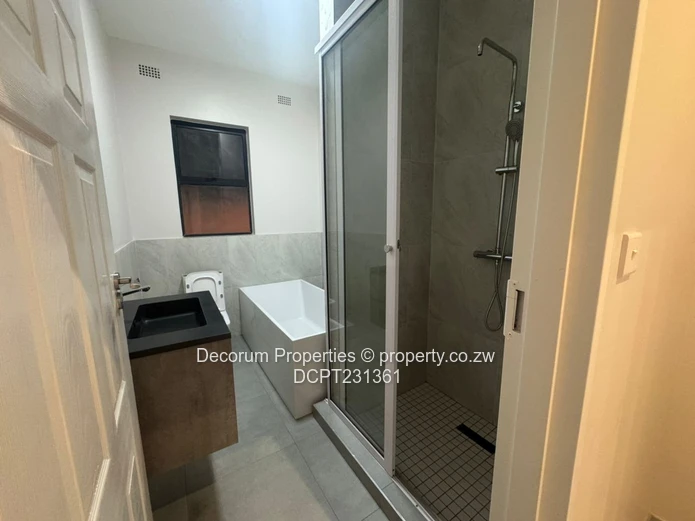 Spacious 3-Bedroom Home In Nyeredzi Ridge