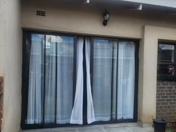 2 Bedroom Garden Flat