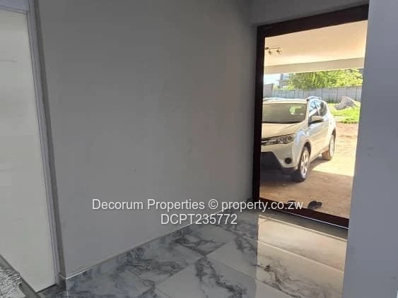 Beautiful 3 bedroom house for sale in Mandara