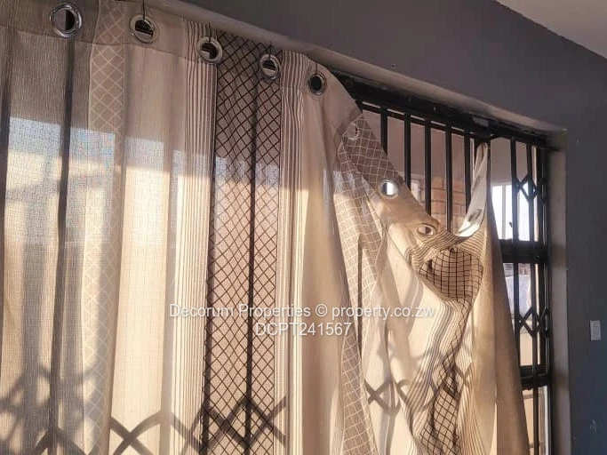 Modern 3-Bed House in Fidelity - Walled, Fitted Kitchen, En-Suite