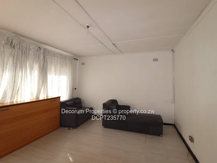 Spacious 6-Bedroom Double- storey Home For Sale in Gunhill