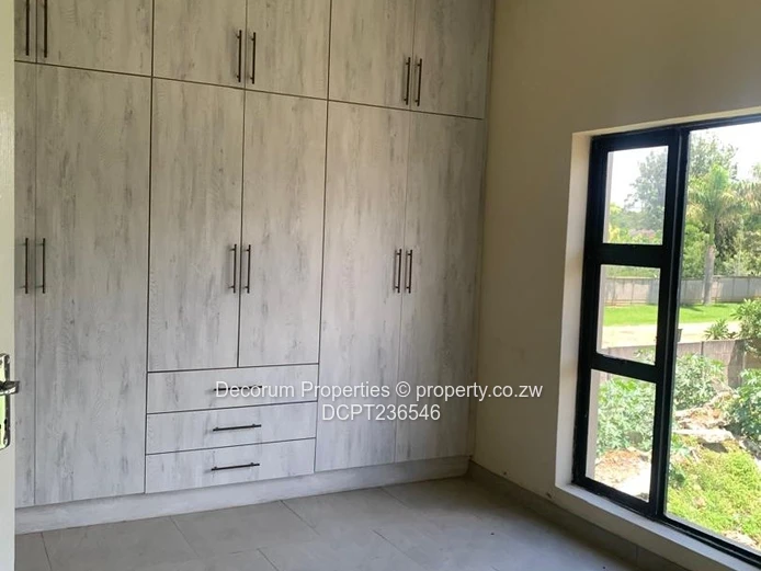 Strathaven Newly Built Cluster For Sale