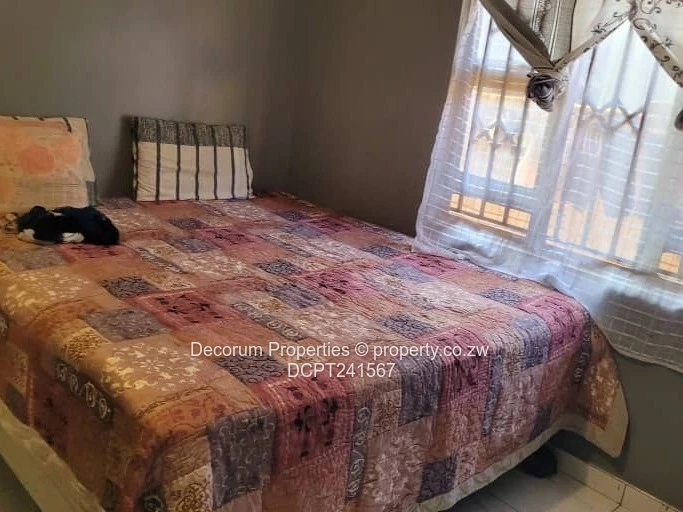 Modern 3-Bed House in Fidelity - Walled, Fitted Kitchen, En-Suite