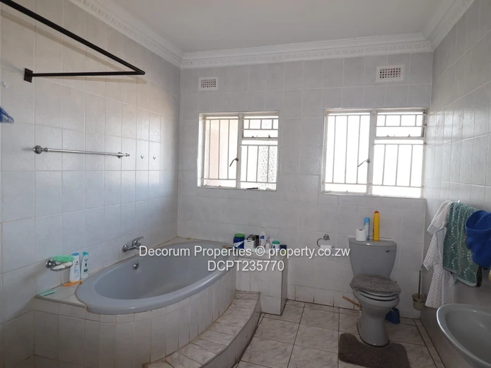 Spacious 6-Bedroom Double- storey Home For Sale in Gunhill