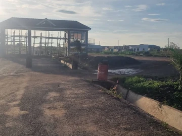 Stands & Residential Land