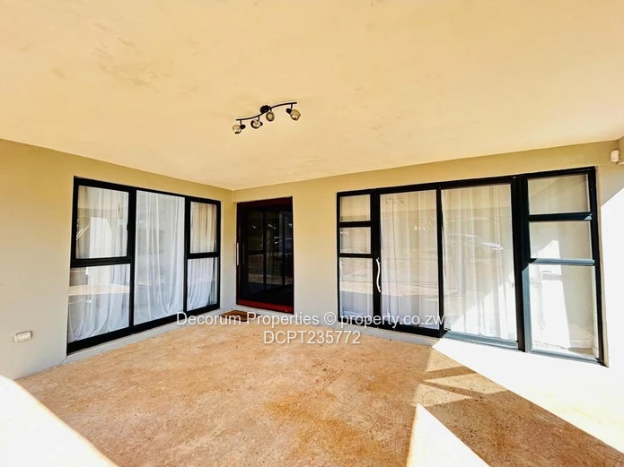 Beautiful 3 bedroom house for sale in Mandara