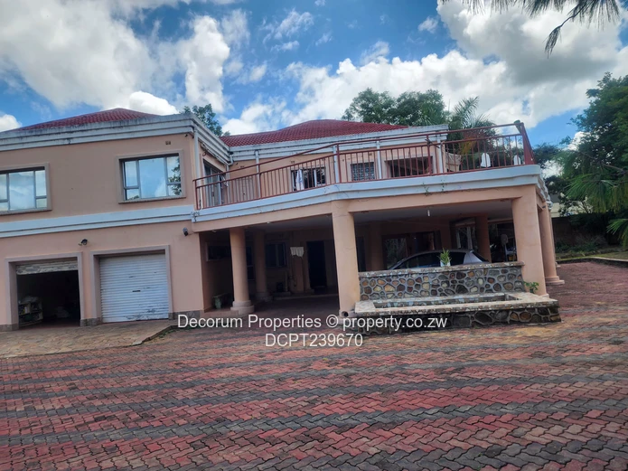 Stately Borrowdale 6-Bed Home — Pool, Borehole & Gardens