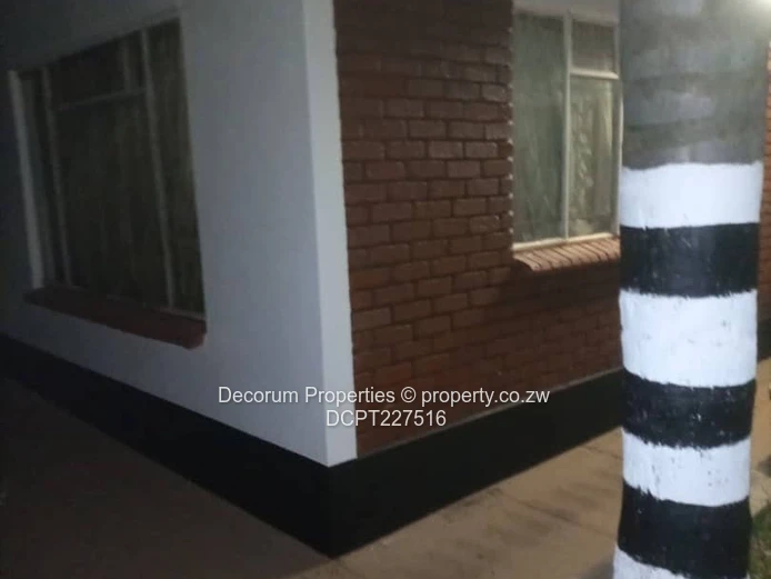 **Spacious 4-Bedroom Home in Mkoba 19 , Gweru – Ideal for Families**