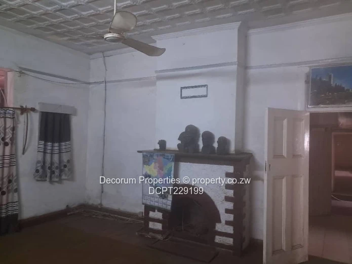 **Prime Lodge Opportunity in Harare's CBD – 1000 m² of Potential!**