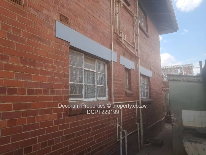 **Prime Lodge Opportunity in Harare's CBD – 1000 m² of Potential!**