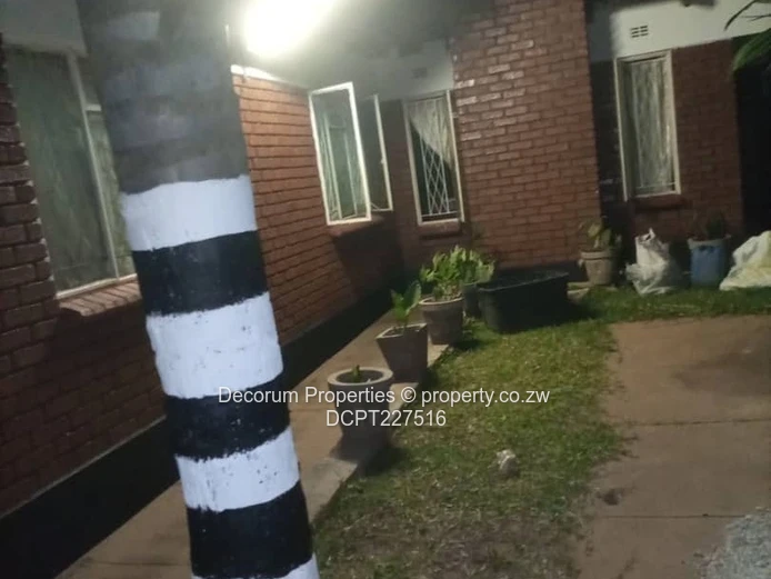 **Spacious 4-Bedroom Home in Mkoba 19 , Gweru – Ideal for Families**