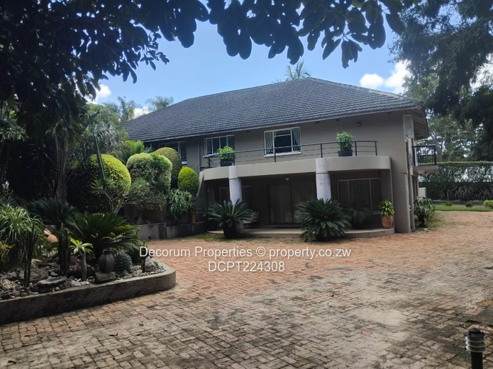 Spacious 5-Bedroom split level mansion with Pool and Borehole in Glen Lorne