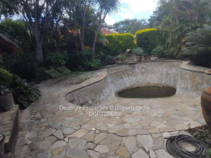 Spacious 5-Bedroom split level mansion with Pool and Borehole in Glen Lorne