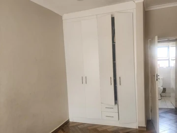 2 Bedroom Garden Flat